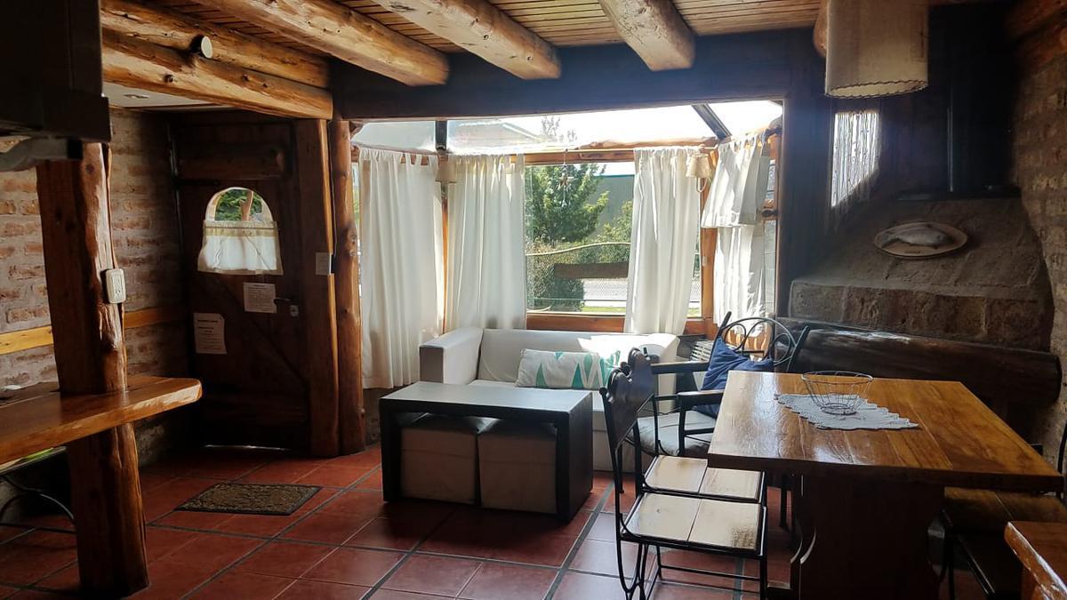 Hotel con Vista Al Lago Nahuel Huapi - Los Cipresales - Bariloche 3