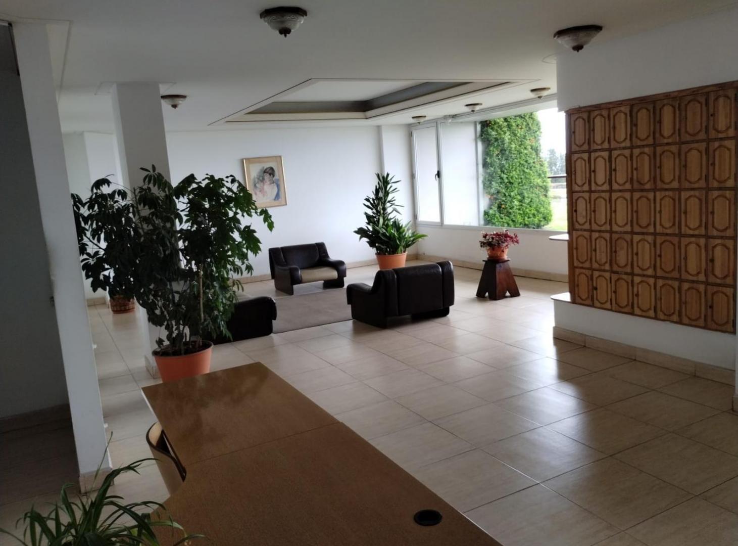 Foto de Departamento 2 dormitorios y vista al lago, imagen 2