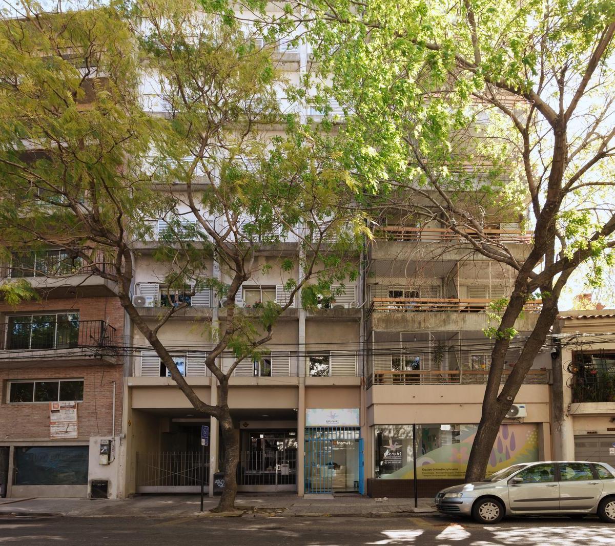 Departamento Venta Barrio Centro 4 Dorm. Balcón Patio Cochera 4