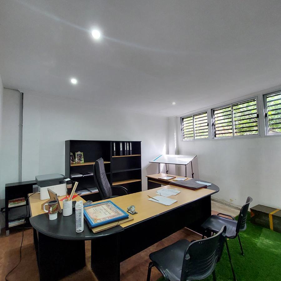 Casa Venta Barrio Republica de La Sexta 3 Dorm. Cochera Reciclada 4
