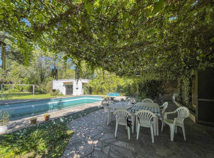 Casa en venta barrio fisherton 3 dormitorios jardin pileta parrillero luminoso 1