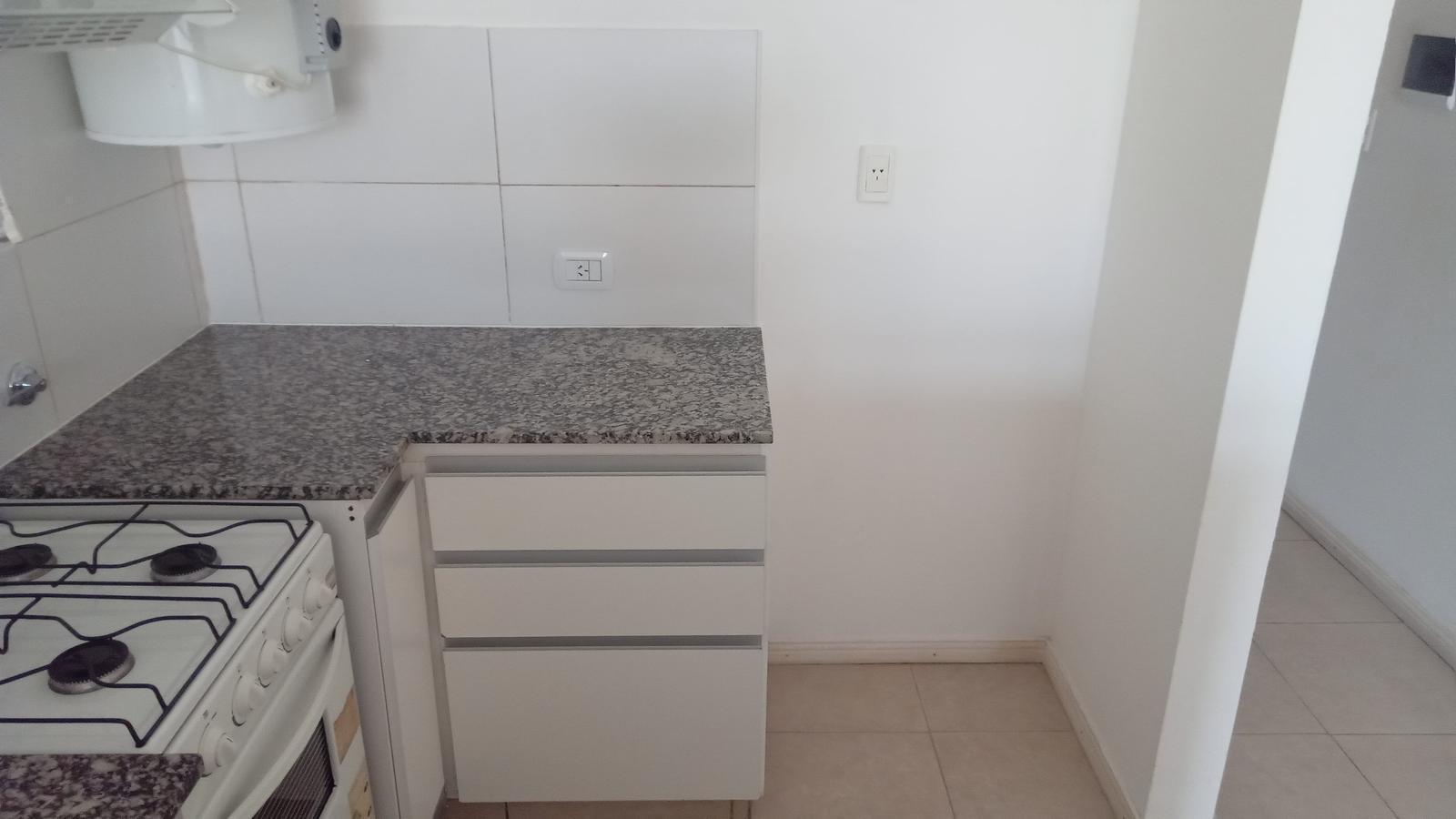 Foto de Departamento venta barrio republica de la sexta monoambiente luminoso, imagen 5