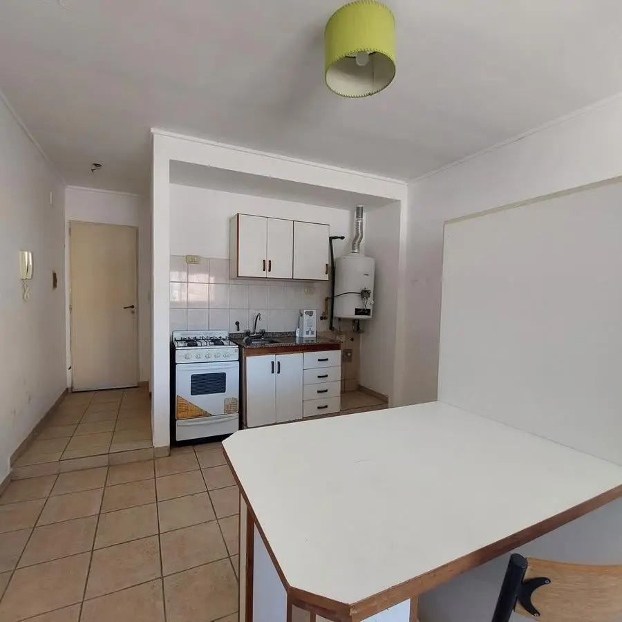 Monoambiente en alquiler ideal estudiantes luminoso oportunidad 5