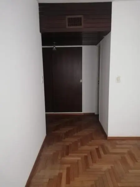 Departamento en alquiler de tres dormitorios dos cocheras barrio martin Rosario 5