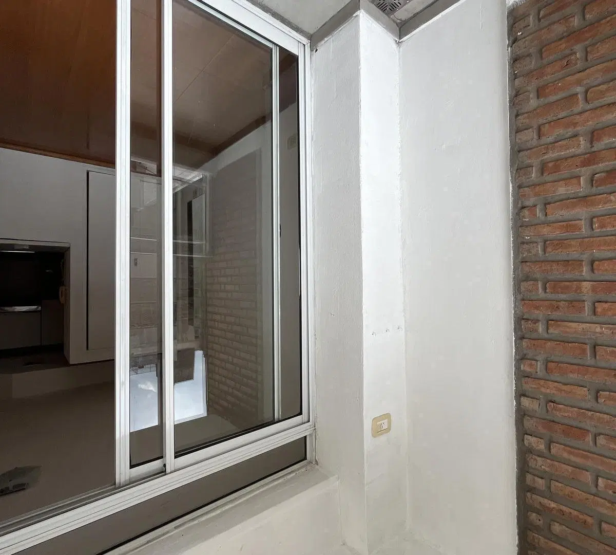monoambiente en alquiler, moderno, barrio Martin, luminoso. 5