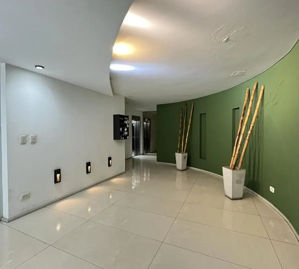 monoambiente en alquiler, moderno, barrio Martin, luminoso. 2