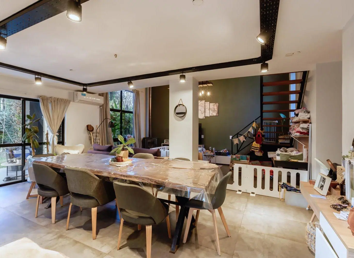 Casa en venta lbarrio privado duendes 2 dormitorios pileta parrilla luminoso 4