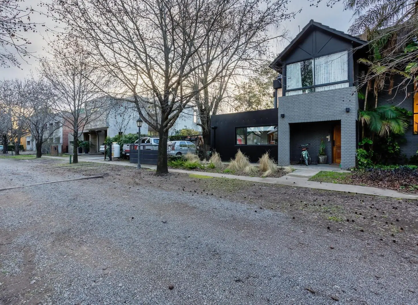 Casa en venta lbarrio privado duendes 2 dormitorios pileta parrilla luminoso 8