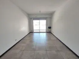 Monoambiente en alquiler en barrio Lourdes 3