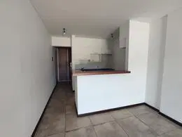 Monoambiente en alquiler en barrio Lourdes 4