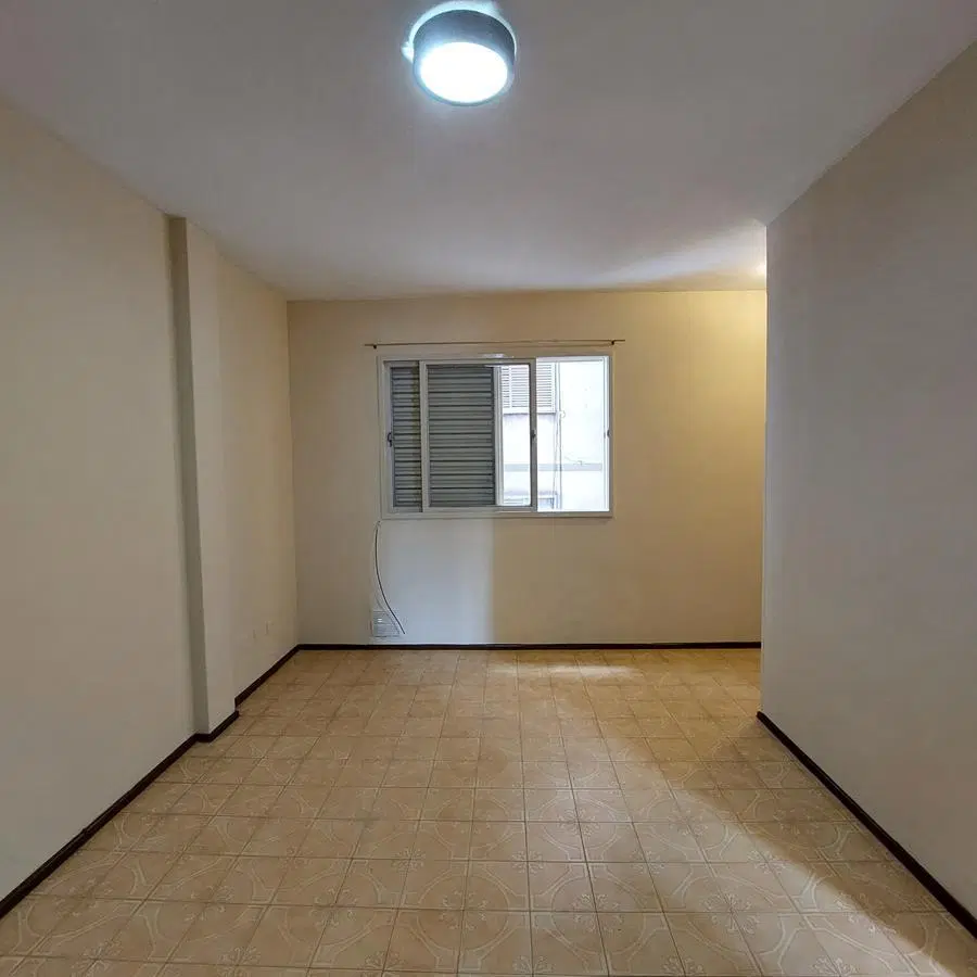 Departamento en alquiler, un dormitorio, barrio Martin, luminoso, cercano facultades. 4