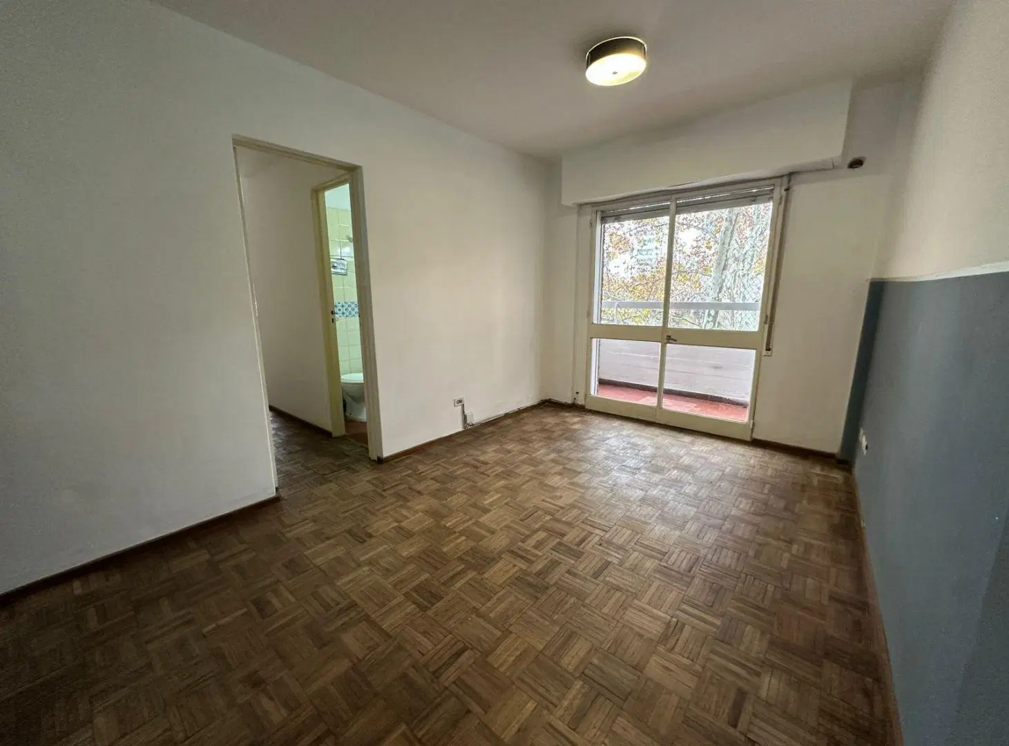 Departamento en alquiler un dormitorio balcón en Nuestra Señora de Lourdes 2