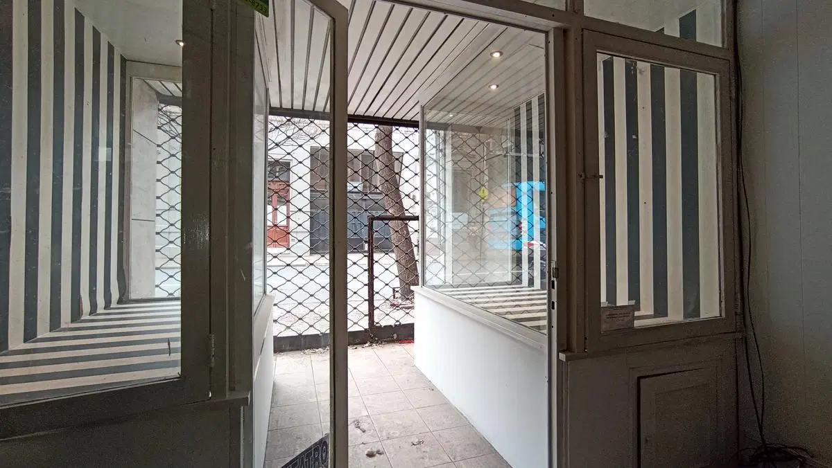 Local comercial en alquiler barrio centro al frente 3