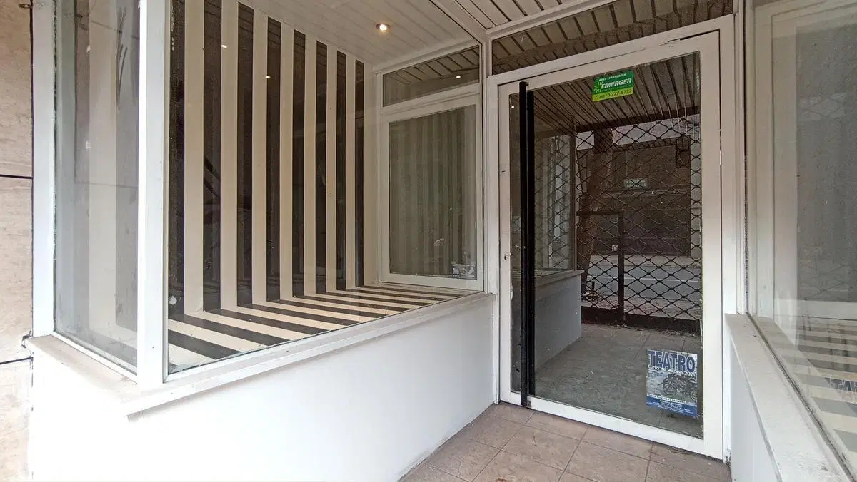 Local comercial en alquiler barrio centro al frente 4