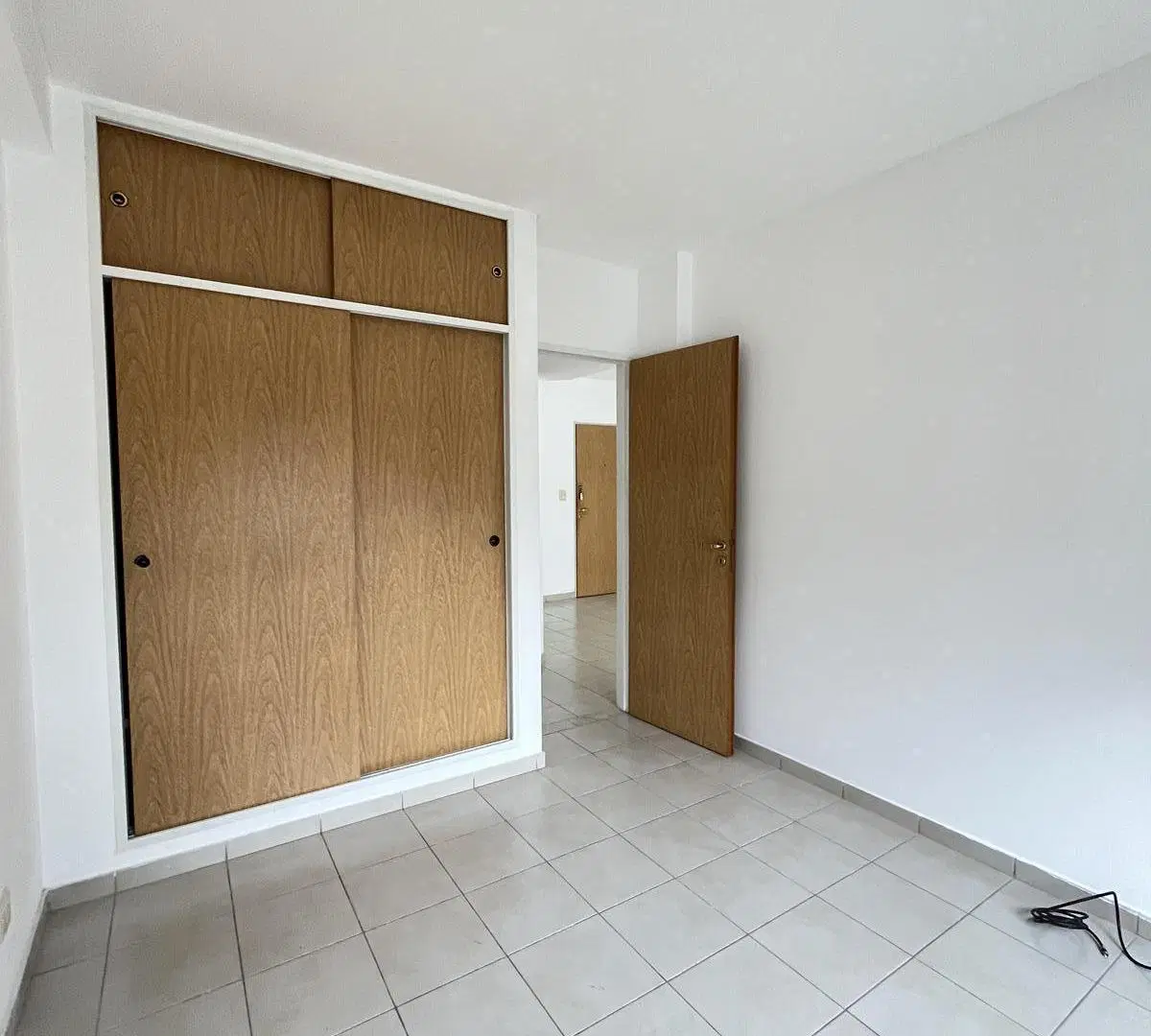 Departamento en alquiler, un dormitorio, balcón, centro, moderno. 5