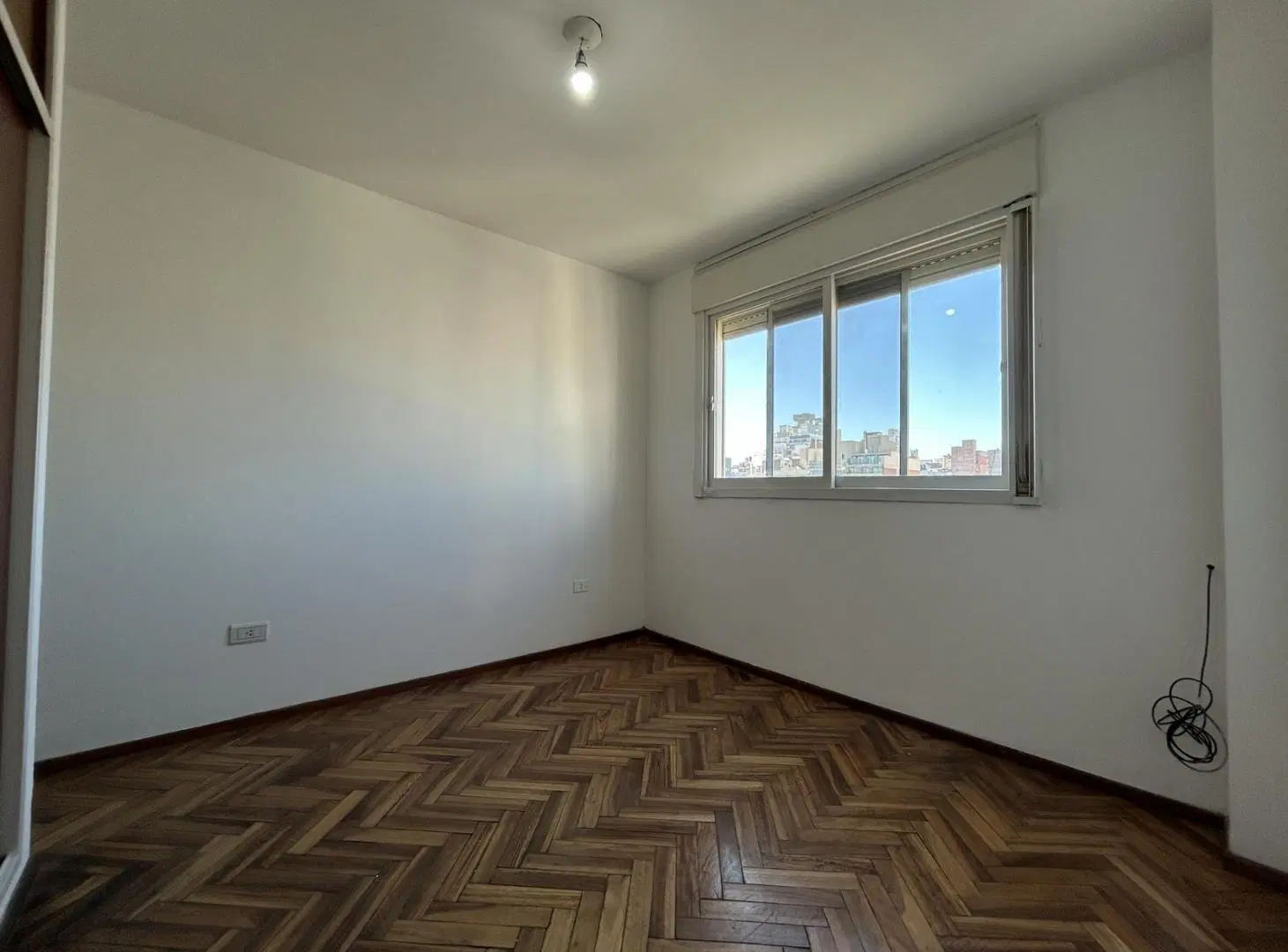 Departamento en alquiler un dormitorio barrio Centro contrafrente 5
