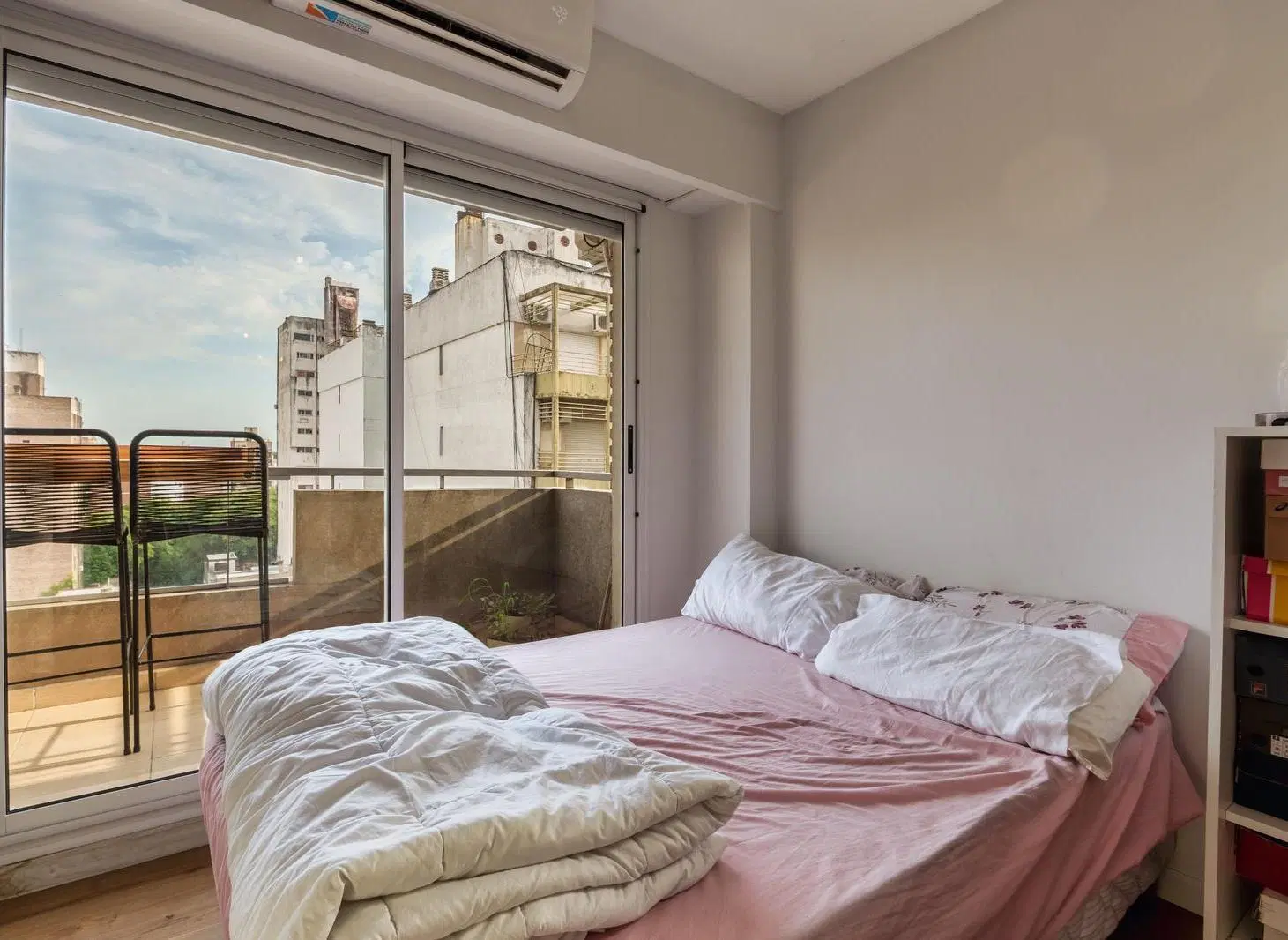 Departamento venta barrio martin Monoambiente balcón luminoso 2