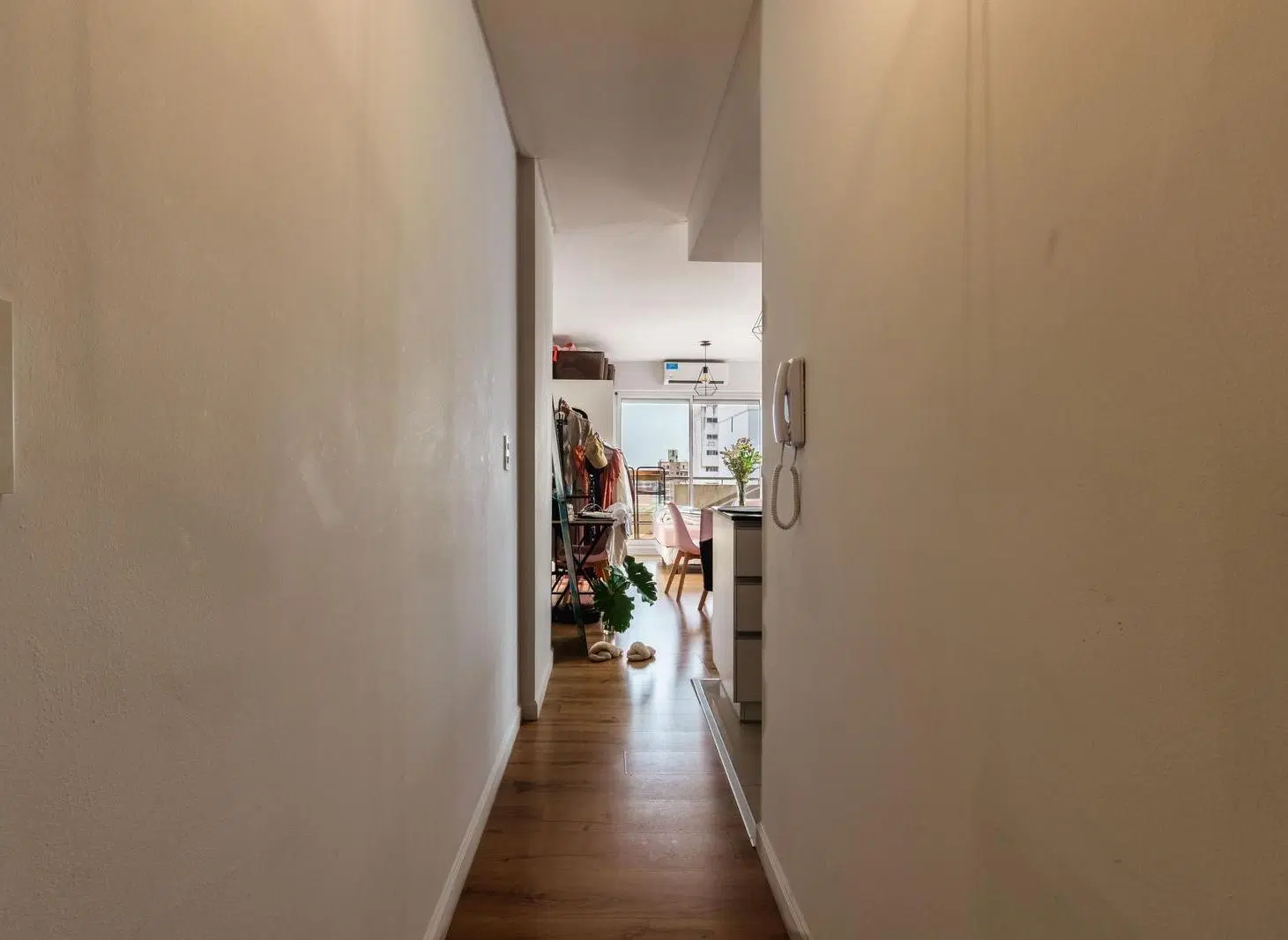 Departamento venta barrio martin Monoambiente balcón luminoso 4