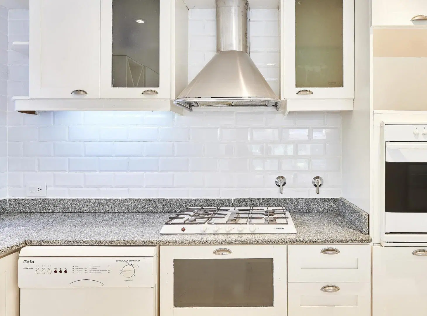Casa Venta Fisherton 4 dormitorios pileta jardin 2 plantas 2