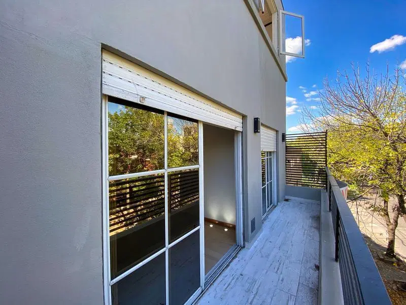 Departamento en venta barrio españa y hospitales planta alta terraza quincho patio amplio luminoso 5