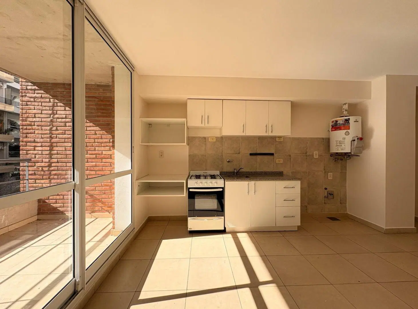 Departamento en alquiler de un dormitorio con balcon 2