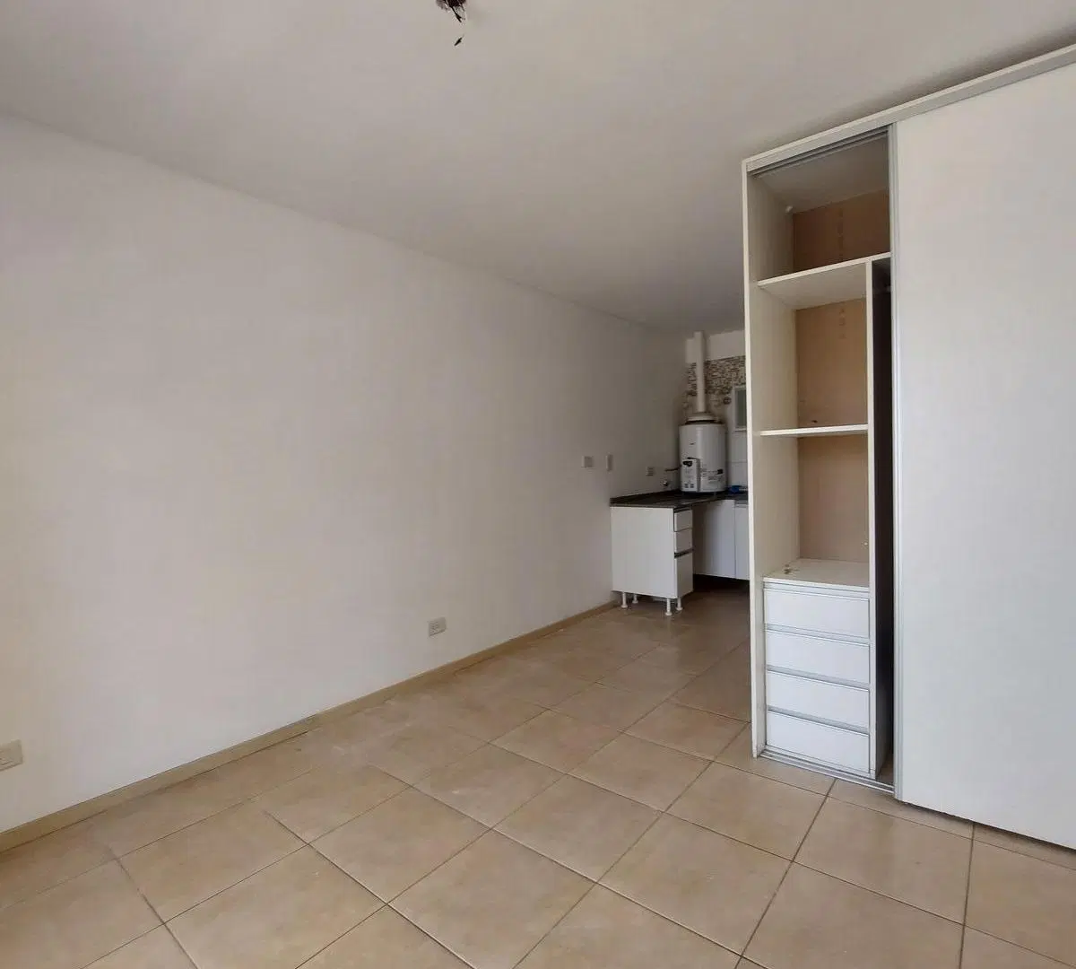 monoambiente en alquiler moderno amplio Echesortu 1