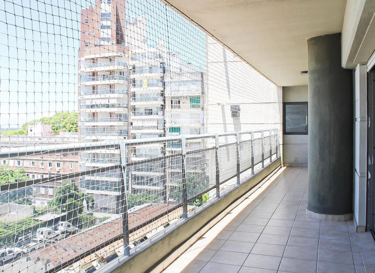 DEPARTAMENTO VENTA ZONA RIO DE 3 Dormitorios con Terraza Pileta Parrilla 2 Cocheras luminoso lavader 4