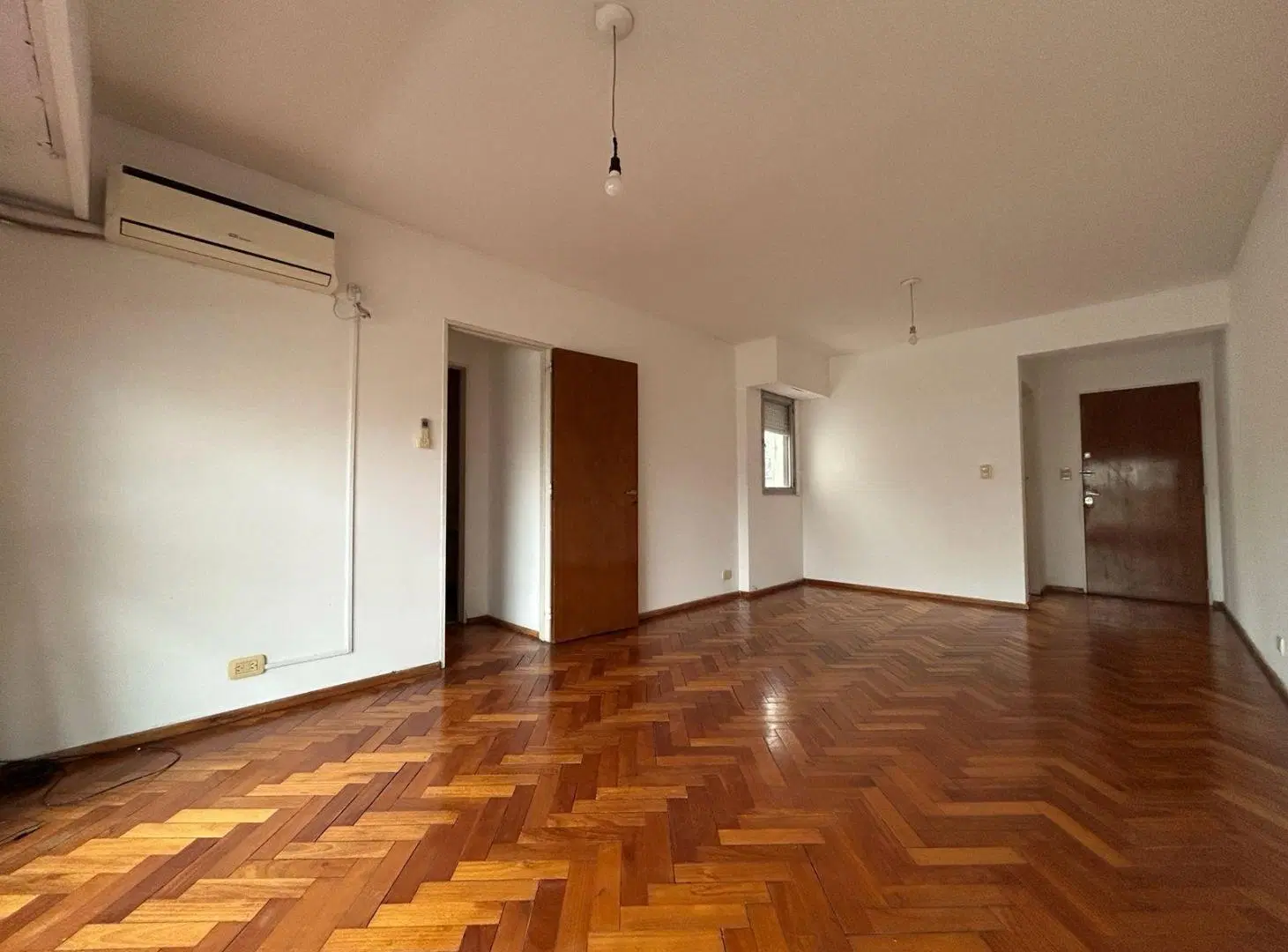 Departamento en alquiler de un dormitorio con balcon, centro 3