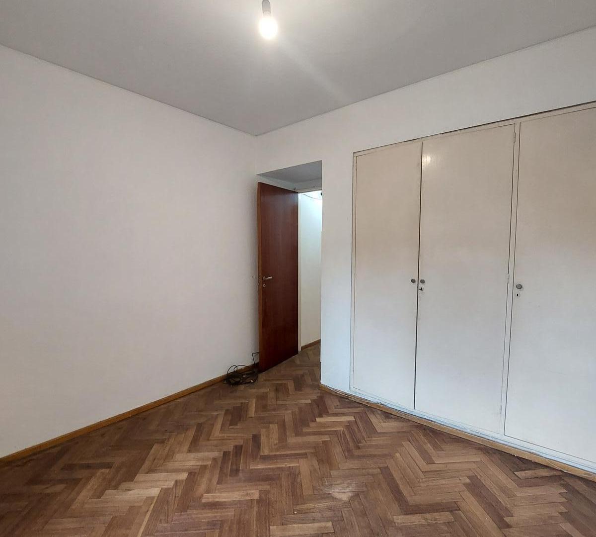 Foto de Departamento en alquiler un dormitorio amplio centro balcón baulera., imagen 1