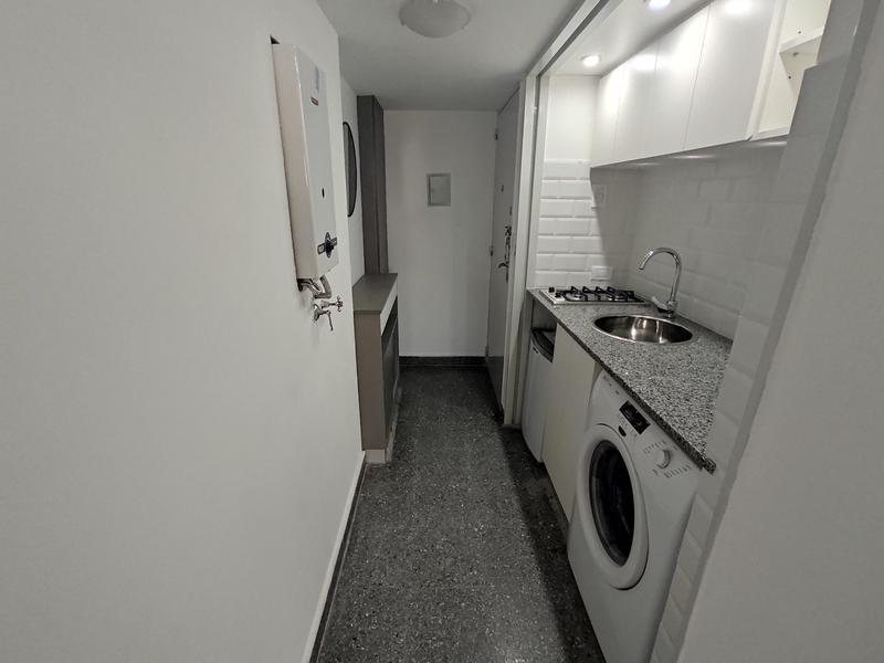 Foto de monoambiente en alquiler equipado reciclado centro balcón., imagen 3
