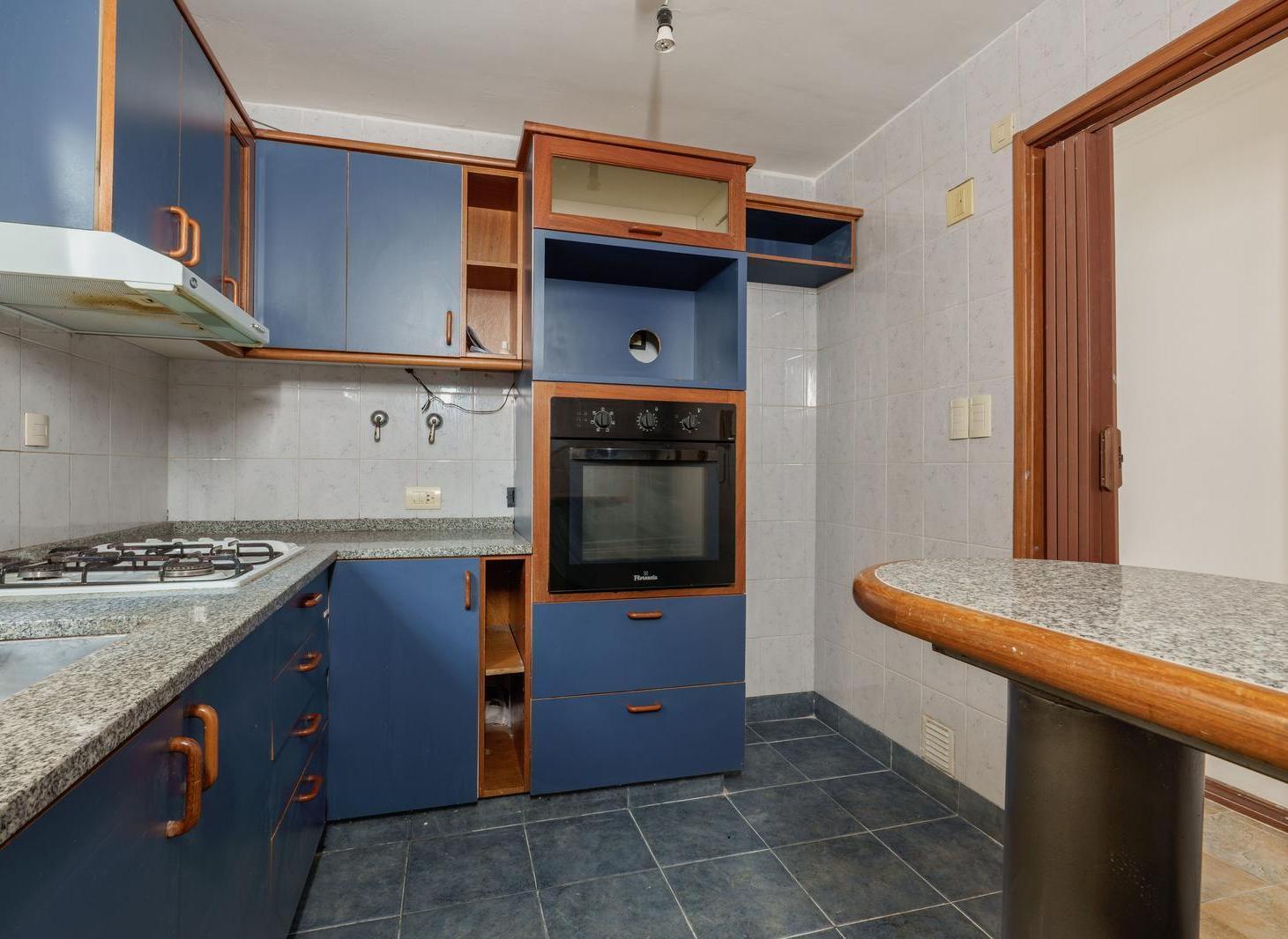 Foto de Departamento en barrio Martin 3 dormitorios apto credito balcon luminoso zona rio oportunidad amplio, imagen 3
