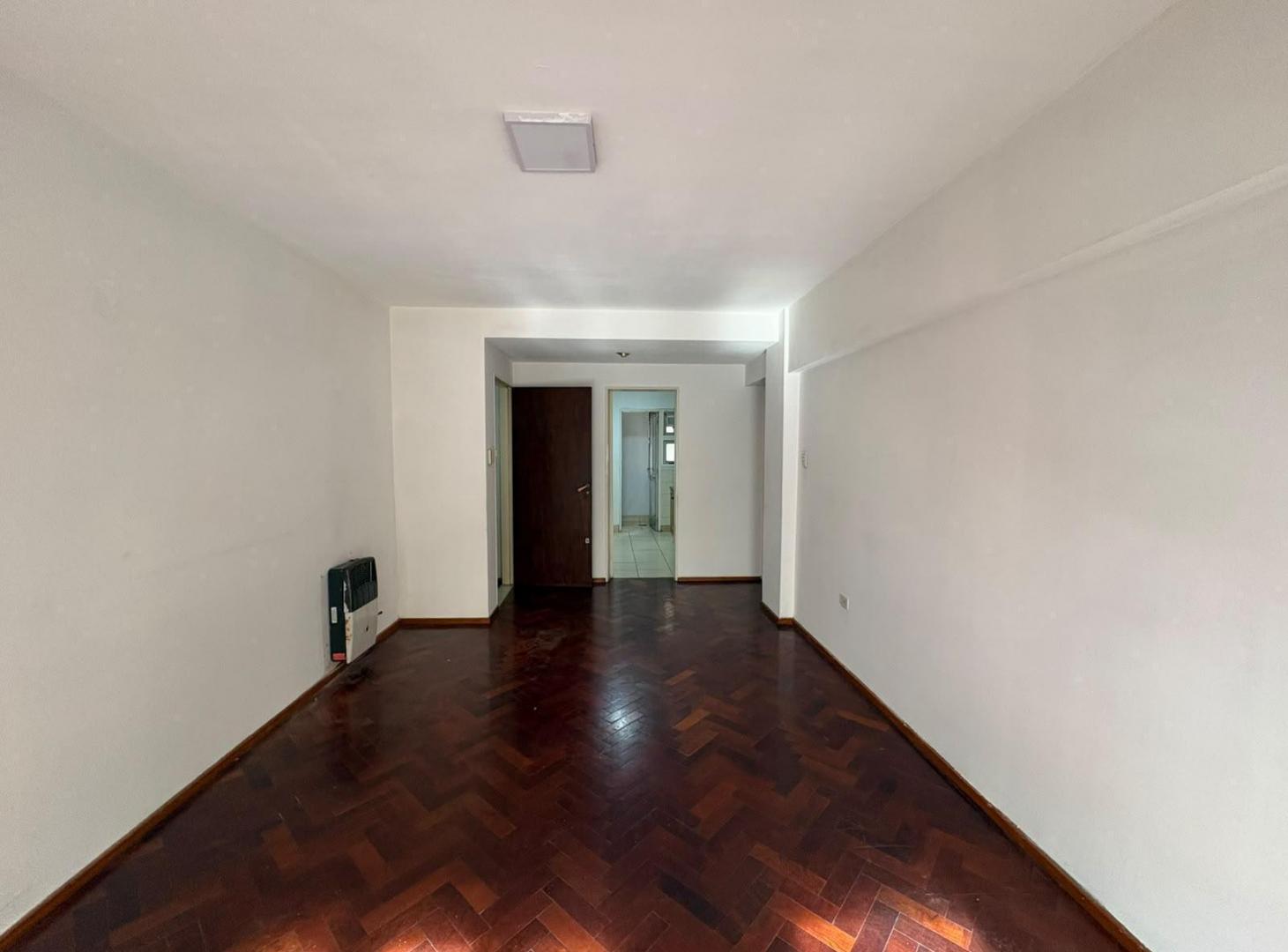 Foto de Departamento en alquiler dos dormitorios con balcón al frente zona río, imagen 1