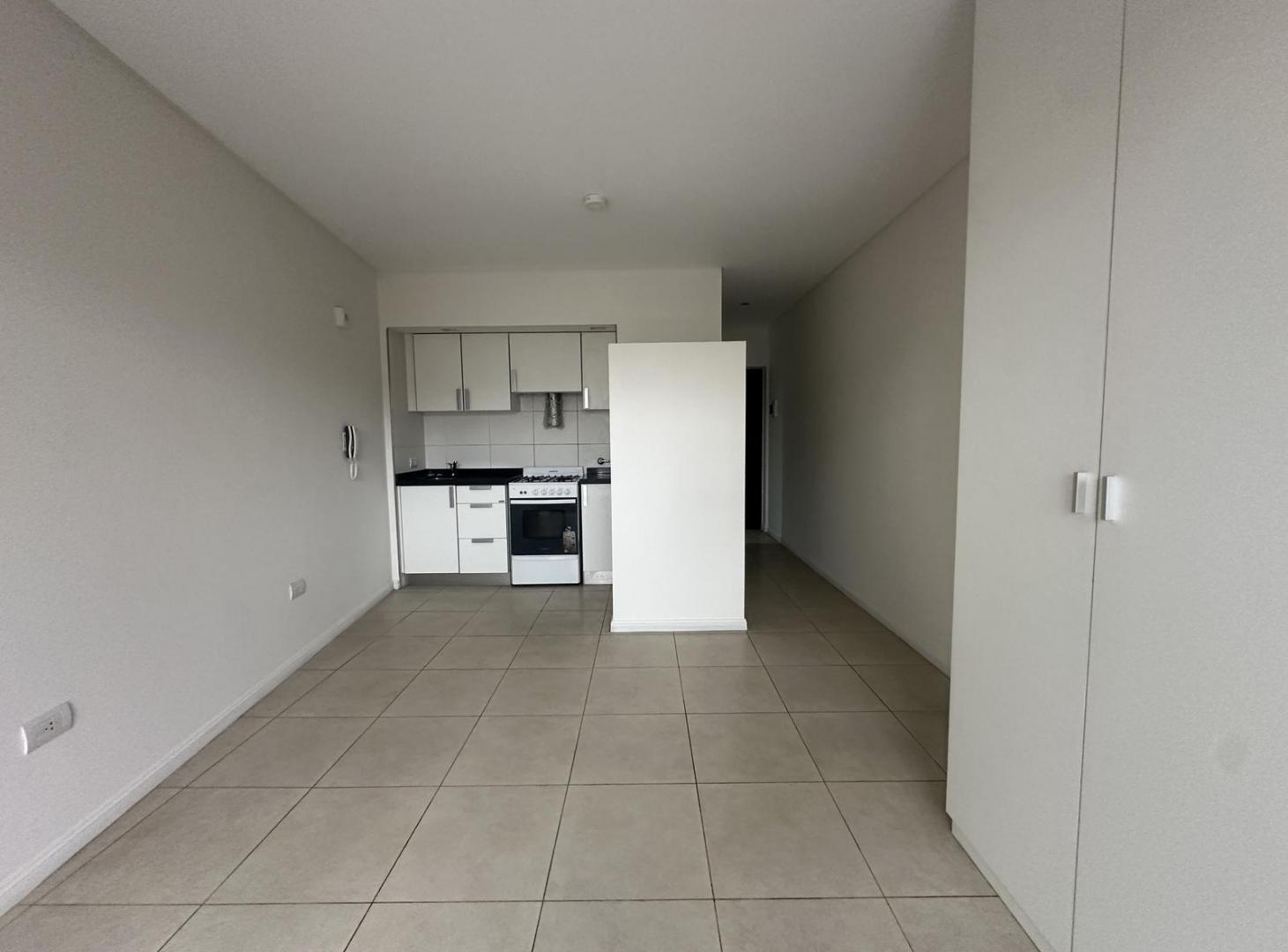 Foto de monoambiente en alquiler moderno barrio abasto con balcón, imagen 1