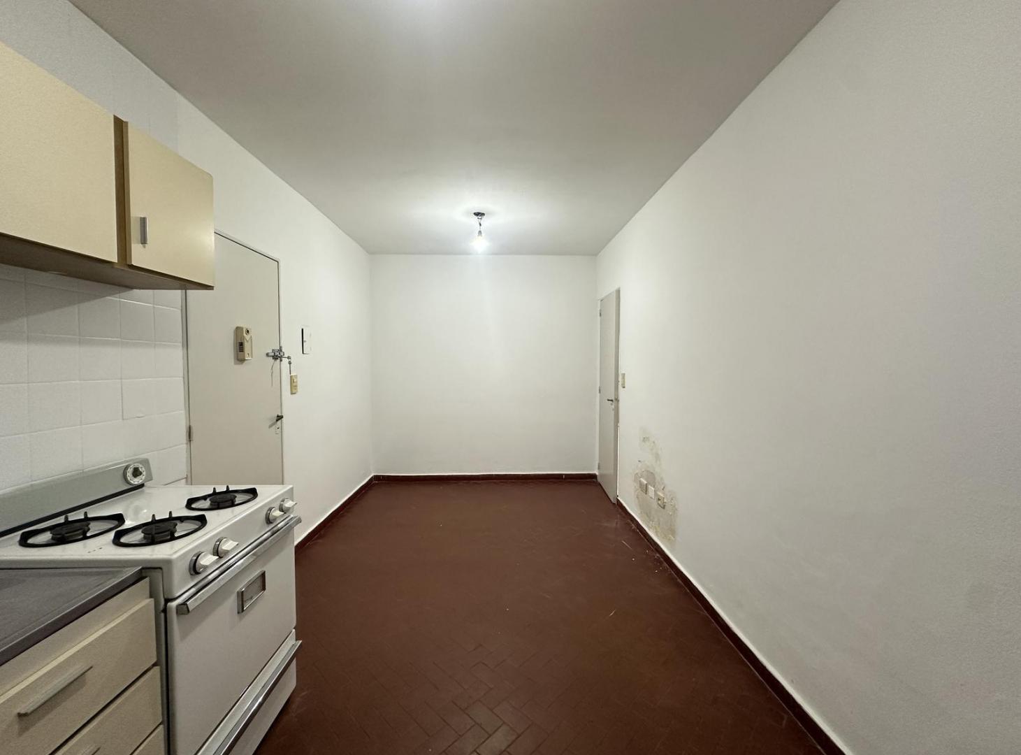 Foto de Departamento en alquiler, dos dormitorios, patio pequeño, abasto., imagen 5