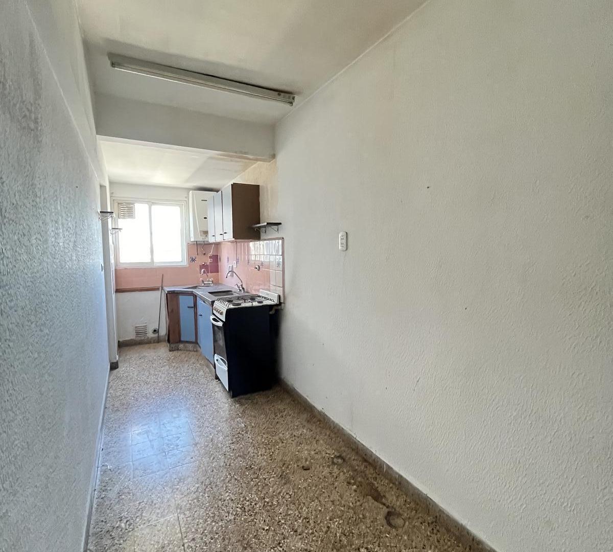 Foto de departamento, un dormitorio, amplio, centro, externo, balcón., imagen 5