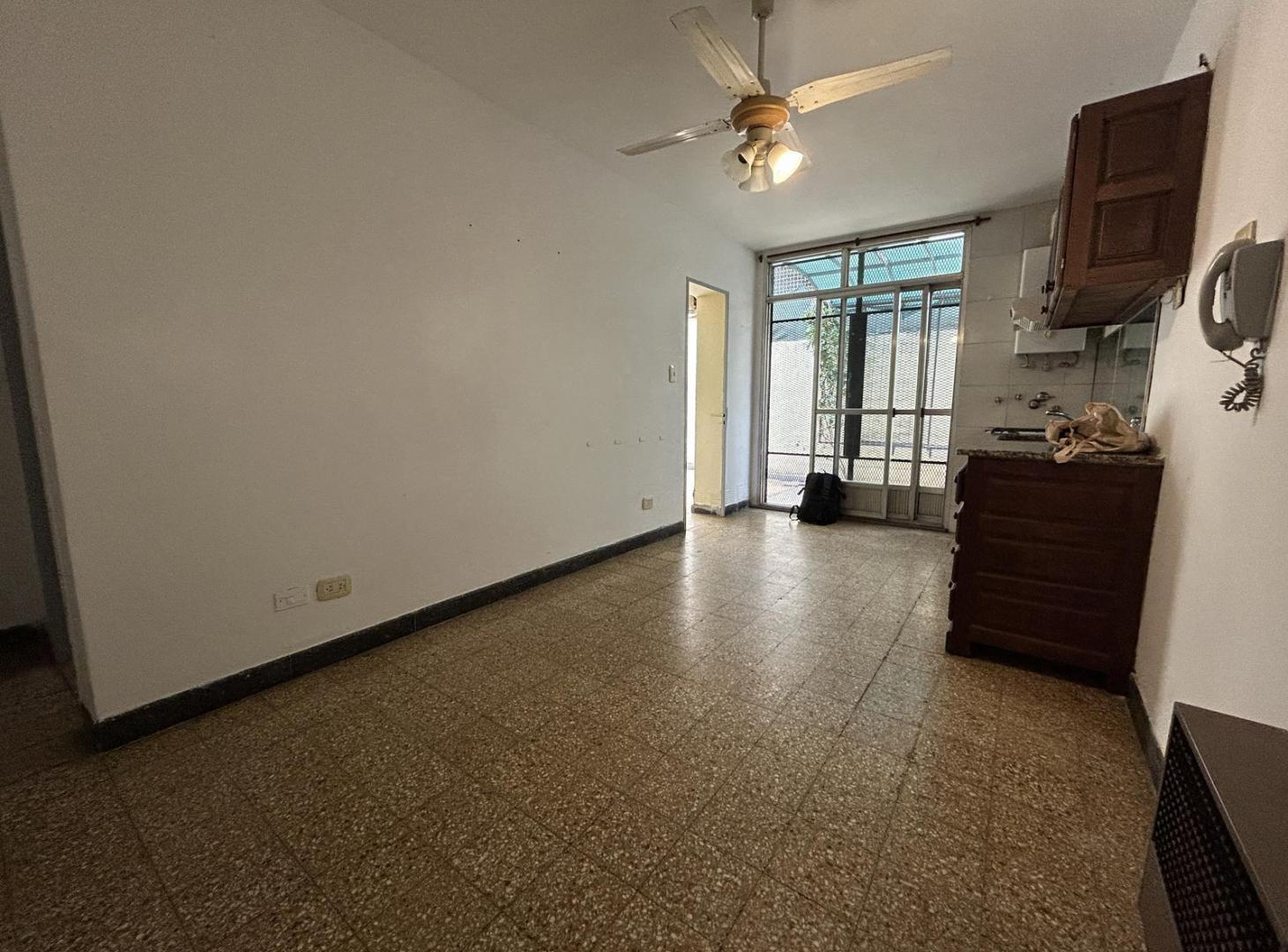 Foto de Departamento en alquiler, un dormitorio, patio, planta baja, centro., imagen 4