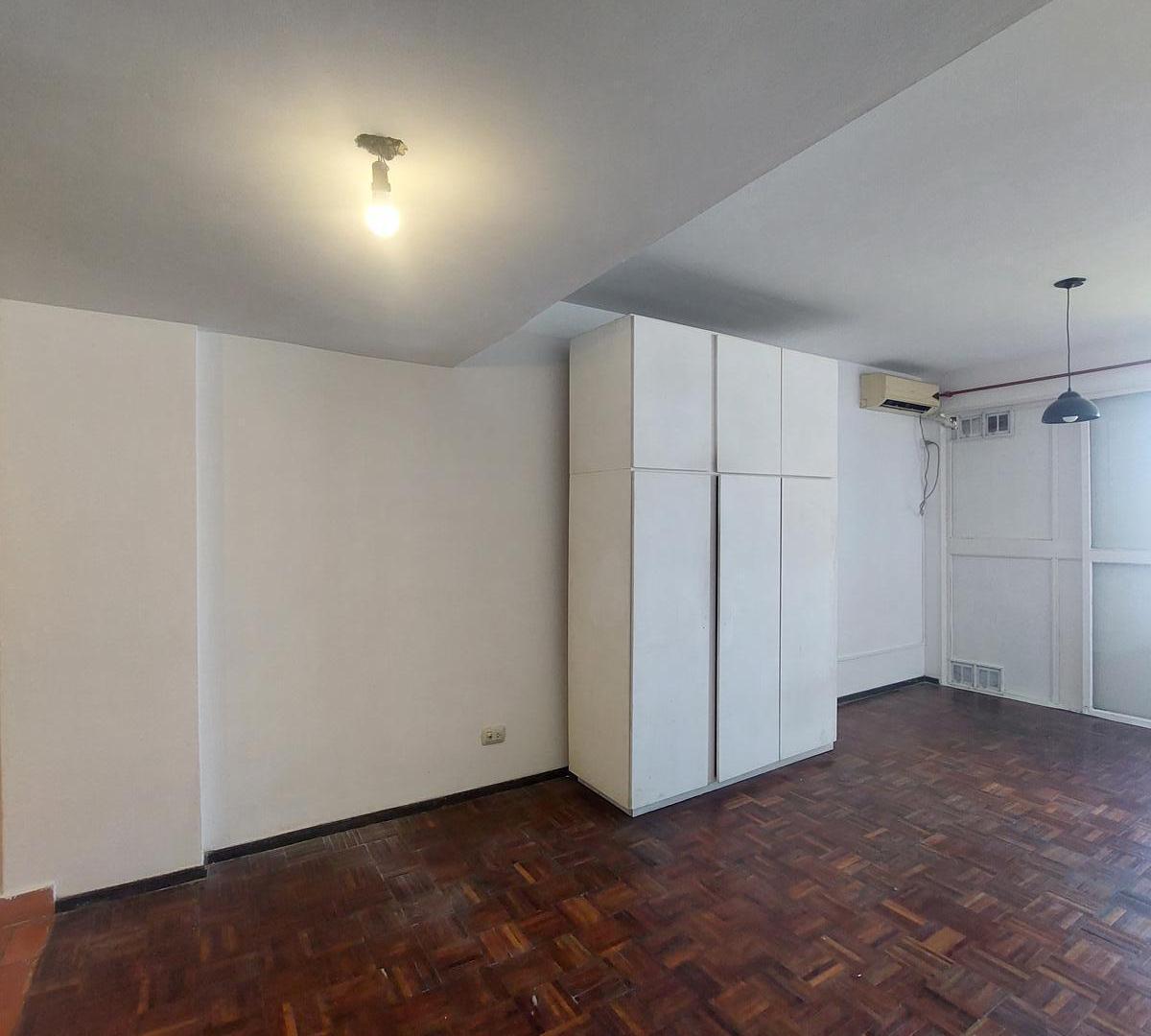 Foto de Monoambiente en alquiler, externo, zona del Río, balcón, imagen 2