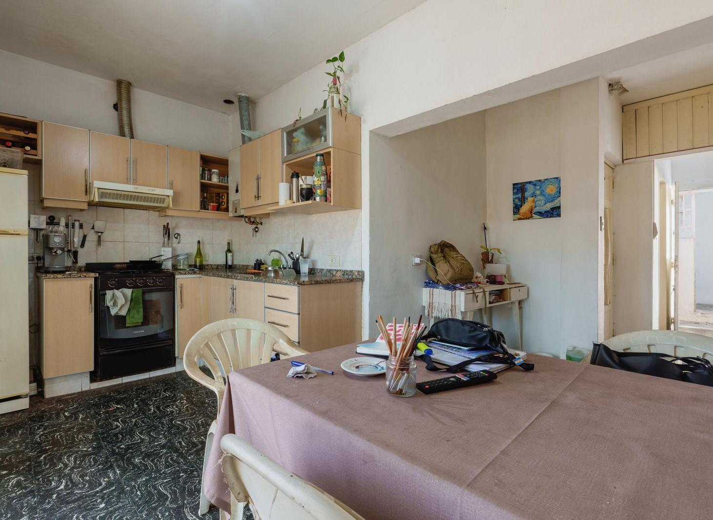 Foto de Venta PH 2 dormitorios con balcón patio y terraza en Alberdi por, imagen 3