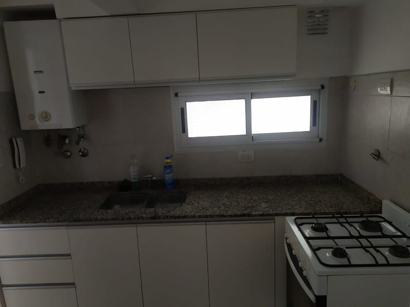 Foto de Venta Departamento 2 dormitorios barrio centro Rosario con balcón y, imagen 4