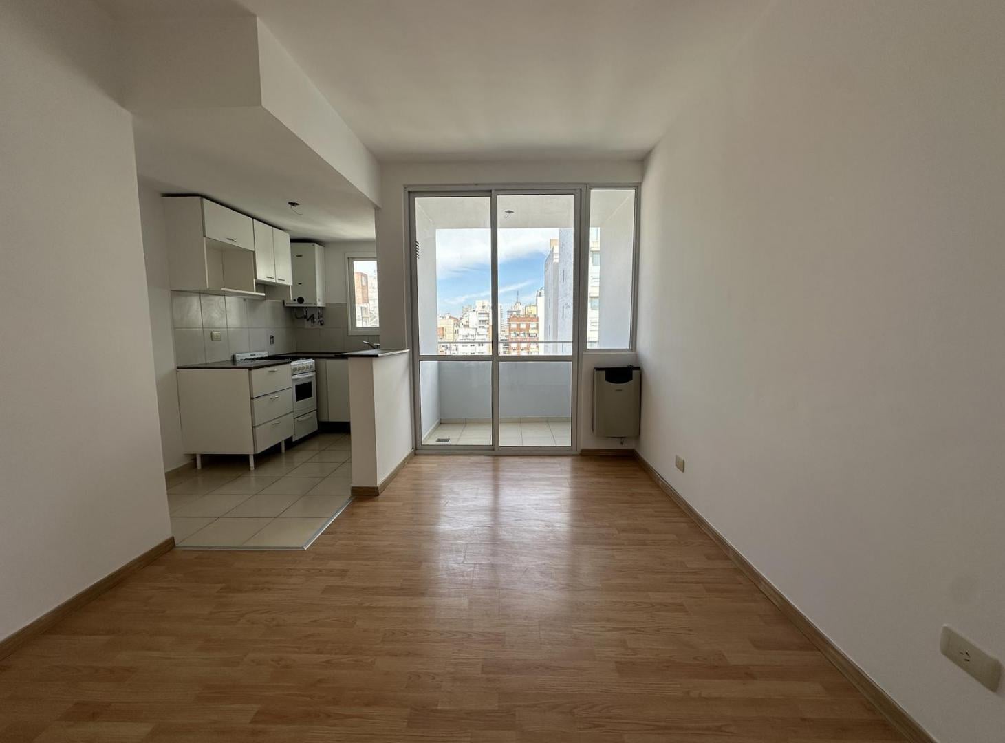Foto de Departamento en alquiler de un dormitorio + doble balcon, imagen 2