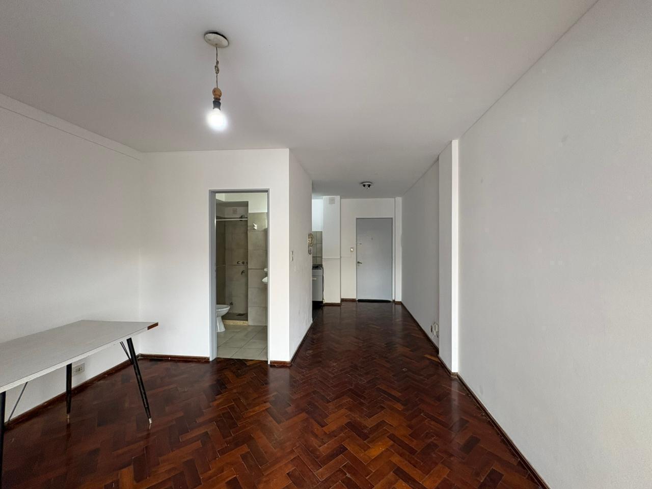 Foto de monoambiente en alquiler, ideal estudiantes, centro., imagen 4