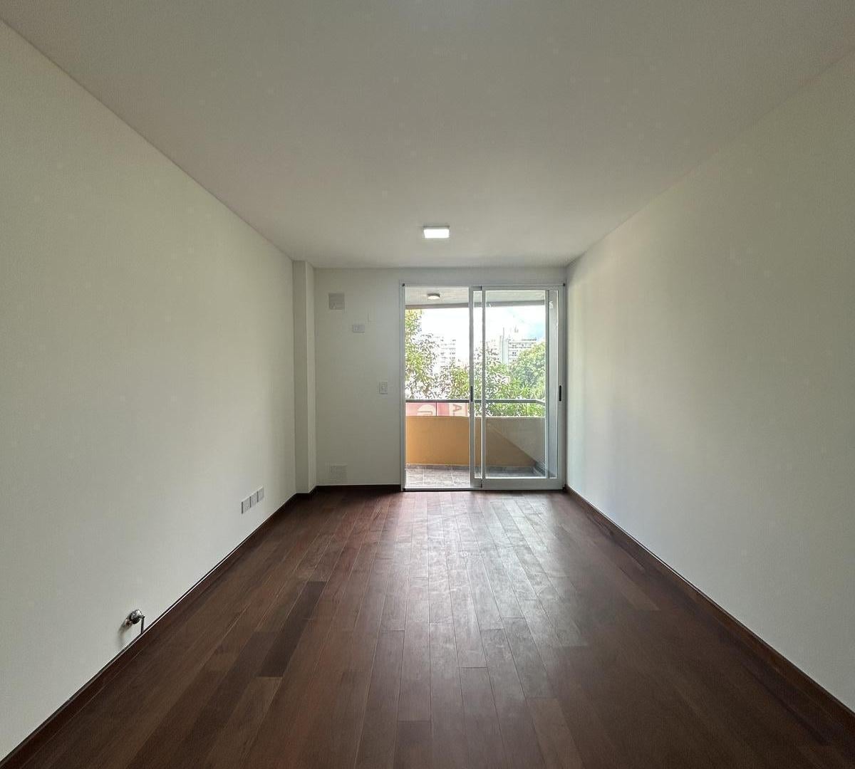 Foto de Departamento en alquiler de un dormitorio con balcón en barrio Martin, imagen 3