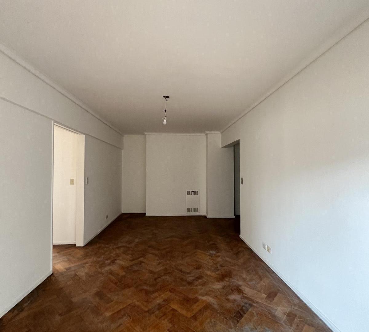 Foto de Departamento en alquiler, dos dormitorios, doble balcón, centro., imagen 5