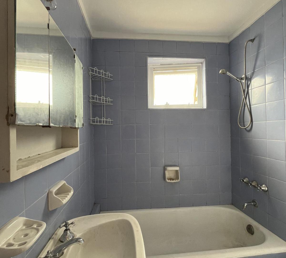 Foto de Departamento en alquiler, dos dormitorios, doble balcón, centro., imagen 4