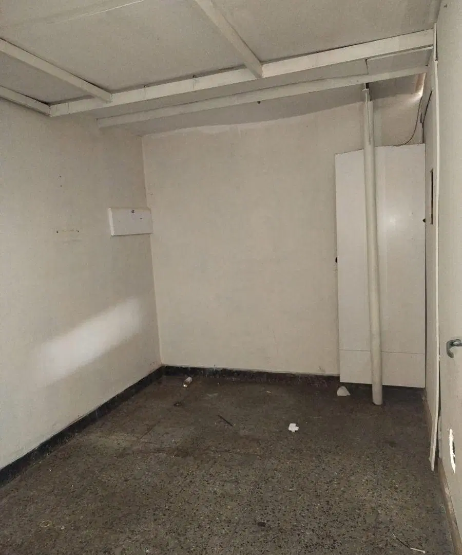Local comercial de 60 m² en alquiler en Monte Chingolo 5