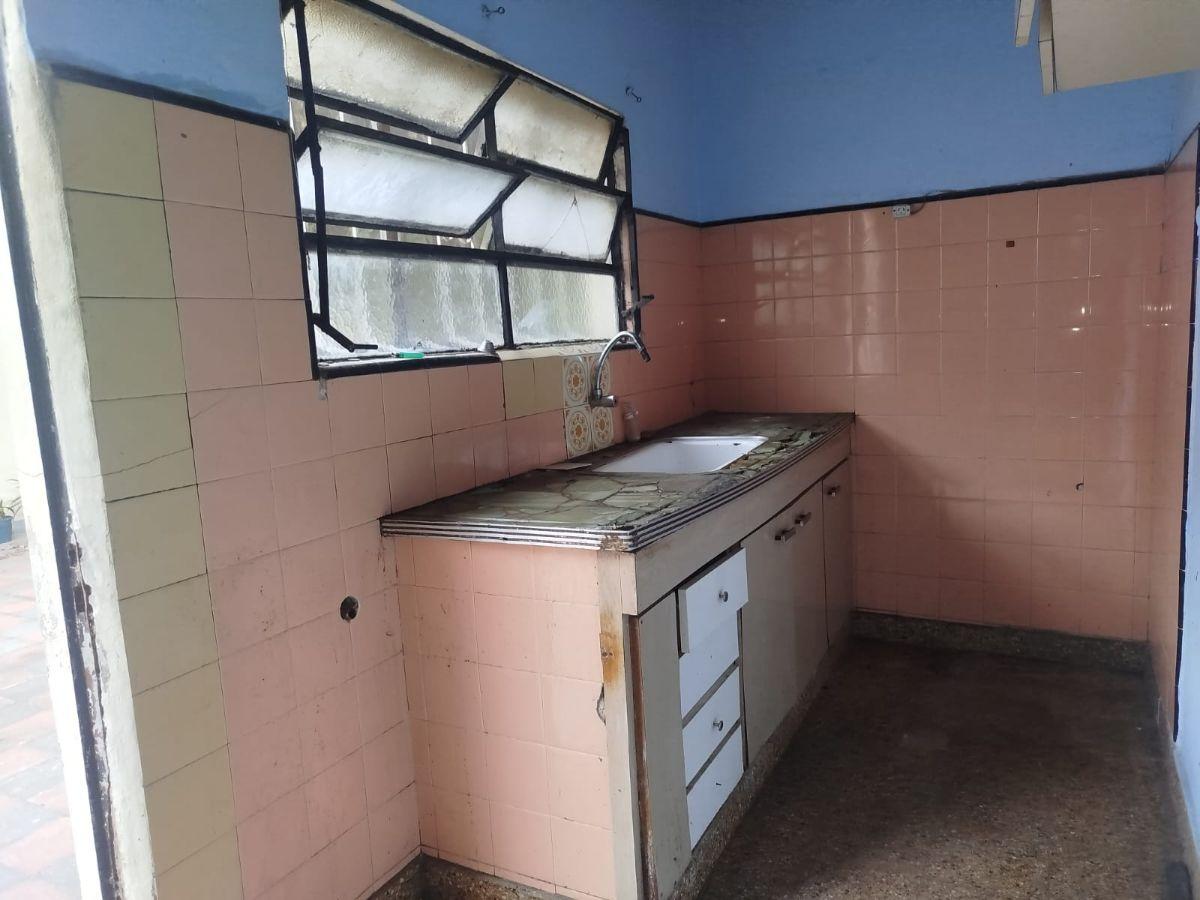 Foto de PH interno de ambiennte y medio en alquiler en Remedios de Escalada, imagen 2