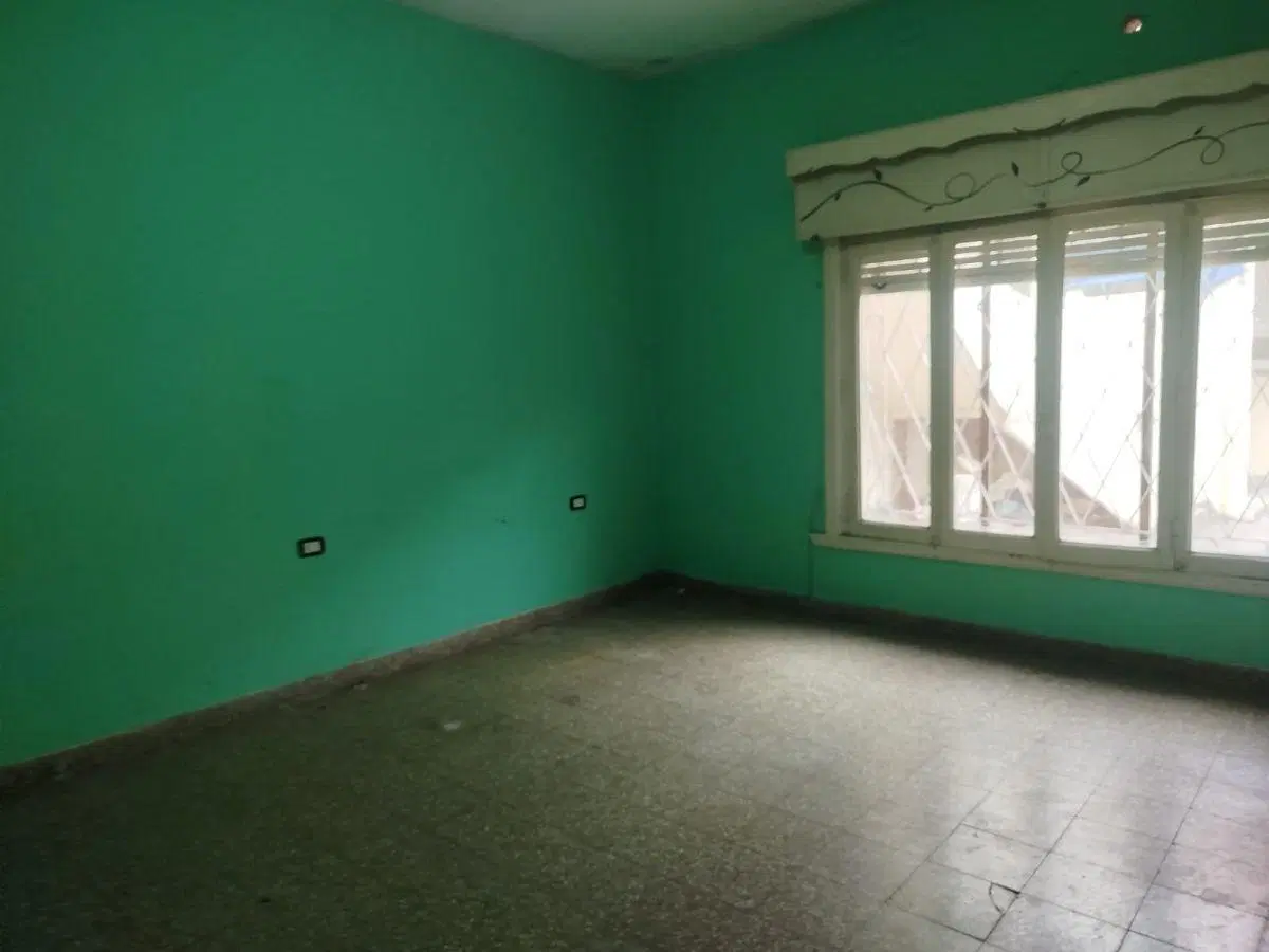 PH interno de ambiennte y medio en alquiler en Remedios de Escalada 5