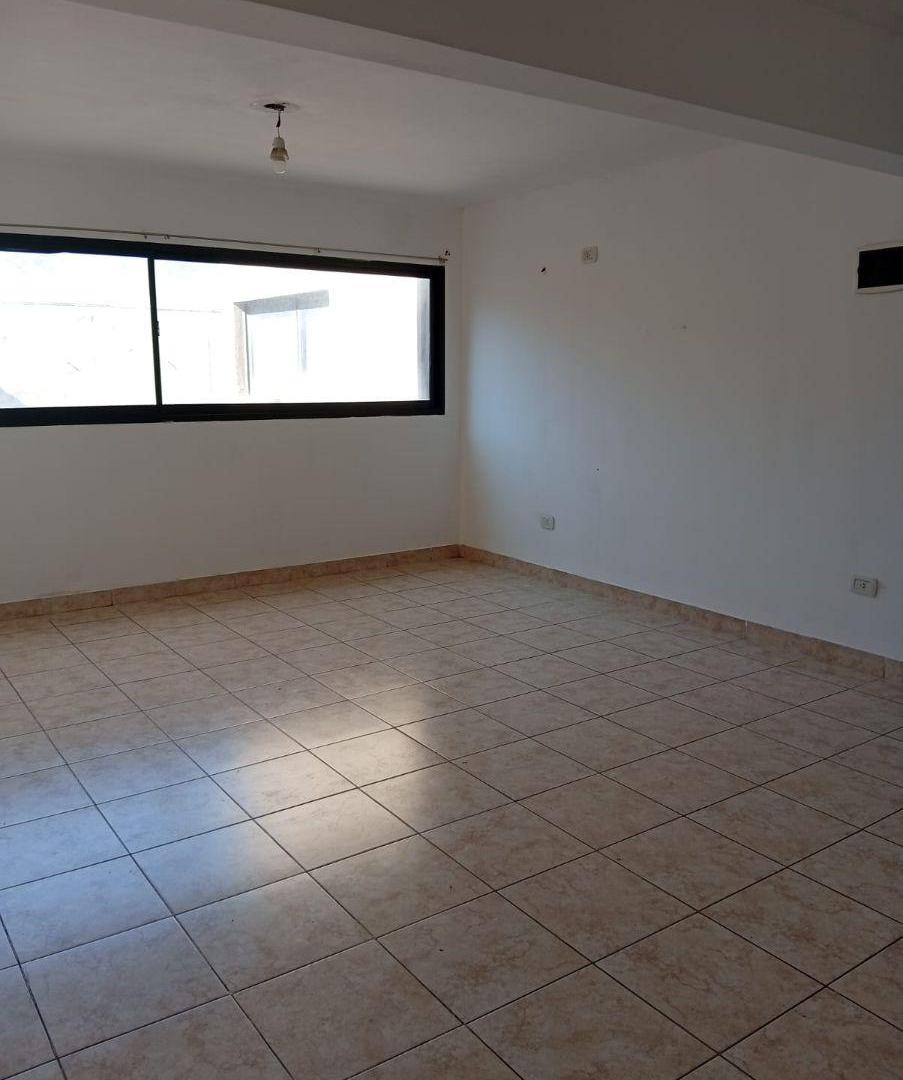 Foto de Departamento monoambiente en alquiler en Lanús Este, imagen 2