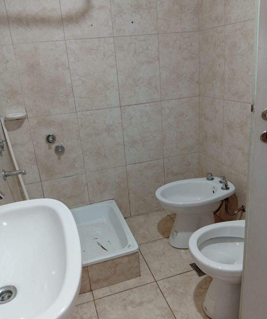 Foto de Departamento monoambiente en alquiler en Lanús Este, imagen 4