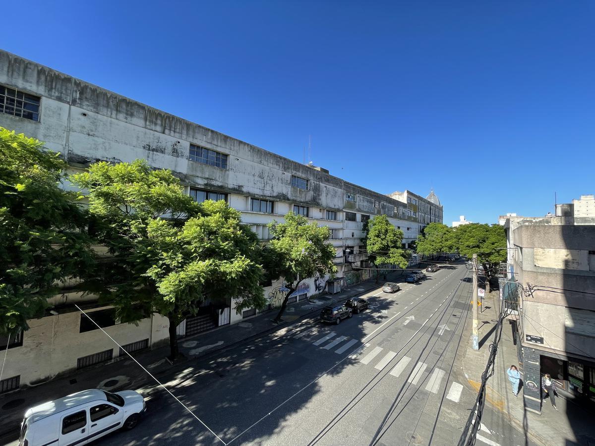 Venta Departamento 1 Dormitorio Al Frente - Zona Refinerias - Oportunidad de Inversión 4